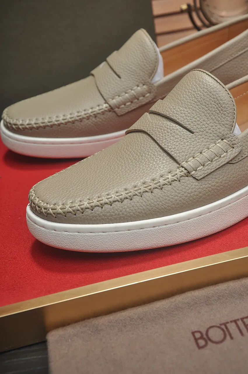 Men's shoes 💰460💶 [Botteg Venetta (BV)] (full cowhide lining) Exclusive new model Official website new model The upper is made of top-quality calfskin. Delicate feel and flowing luxurious texture. Tailored for refined men to create a noble aura. Detailed and regular Mark hand-stitching. Smooth lines. Full cowhide lining. Comfortable to wash sweat. 38-44